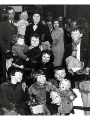 Child evacuees being sent to safety in the countryside