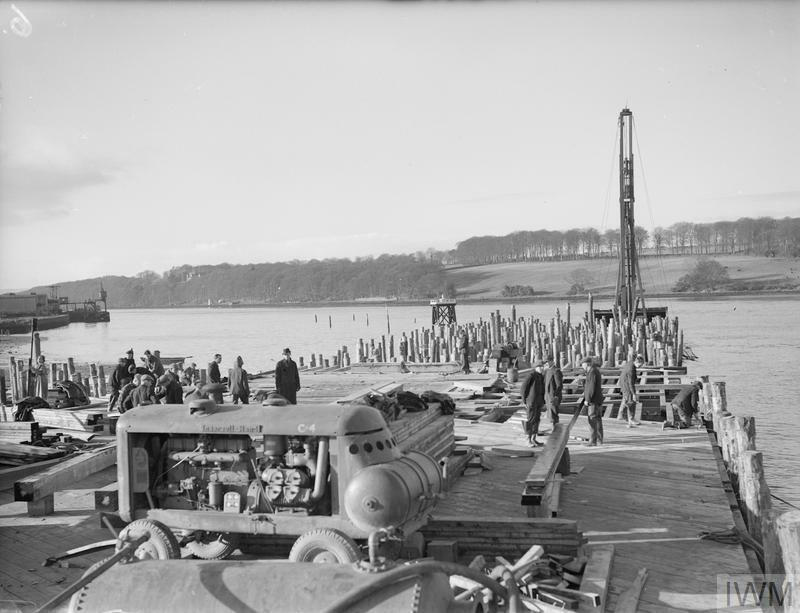 AN AMERICAN BASE BUILT NEAR LONDONDERRY. 28 JANUARY 1942, LISAHALLY, NORTHERN IRELAND.