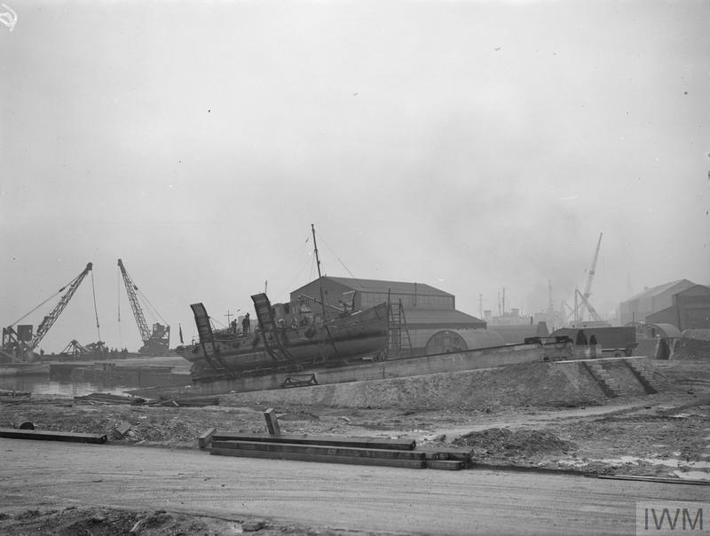 AMERICAN CONSTRUCTED SHIPYARD AT LONDONDERRY. 3 FEBRUARY 1942.